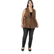 Disentis Modest Büyük Beden Beli Lastik Detaylı Eteği Balon Kesim Düğmeli Astarlı Kahverengi Yelek