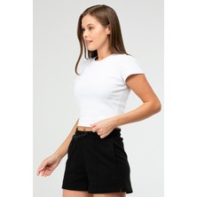 Speedlife Beyaz Slim Fit Basic Kaşkorse Bisiklet Yaka Kısa Kol Crop Kadın Body SF0757