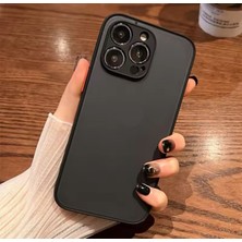 MTK Moveteck iPhone 16 Pro Max Uyumlu Kılıf 3D Kamera Korumalı Buzlu Tuşları Renkli Mat Silikon Kapak Pc Case