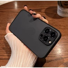 MTK Moveteck iPhone 16 Pro Max Uyumlu Kılıf 3D Kamera Korumalı Buzlu Tuşları Renkli Mat Silikon Kapak Pc Case