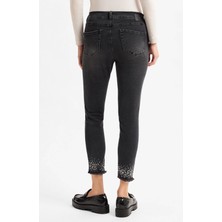 Pul Payetli Slim Fit Jeans