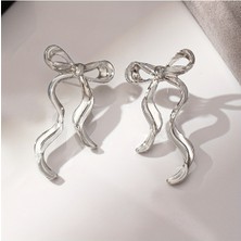 Aurrari Gümüş Kaplama Dalgalı  Fiyonk Küpe