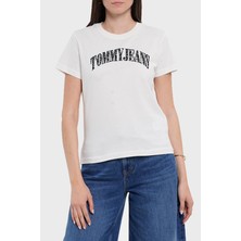 Tommy Jeans Logo Baskılı Pamuklu Regular Fit Bisiklet Yaka T Shirt Bayan T Shirt DW0DW20161 Ybh