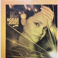 Norah Jones – Day Breaks Turuncu Renkli LP Plak