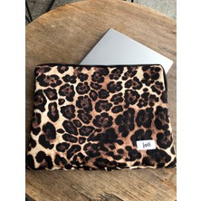 Leopar Desenli Laptop Çantası, Macbook Air ve Macbook Pro ile Uyumlu