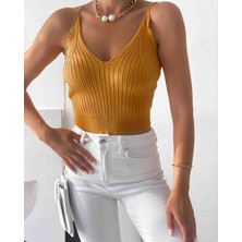 BAV Butik Ayvitrin Askılı V Yaka Su Yolu Örgülü Triko Crop