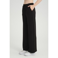 Zertex Kadın Siyah Çift Cepli Liğralı Kemer Lastik Detaylı Fermuarlı Yüksek Bel Krep Stil Pantolon.
