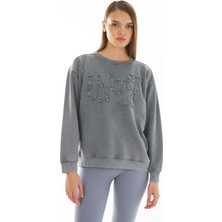Kadın /yuvarlak Yaka/ Uzun Kol /ön Aplikeli /yıkamalı Vintage Efekt Sweatshirt