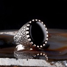 Tesbih Sepetim Onix Taşlı Kalem Işleme Motifli 925 Ayar Gümüş Erkek Yüzük