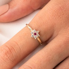 Fasek Gold Gümüş Yüzük -  Gümüş Yüzük - Mini Papatya Ruby Taşlı Minimal Tasarım 925 Ayar Gümüş Yüzük