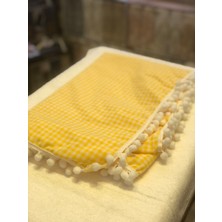 BHT Pötikare 140 x 160 cm Ponponlu Masa Örtüsü Sarı