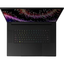 Razer Blade 18 Intel Core I9 13950HX 32GB 1tb SSD RTX4070 Windows 11 Home 18" Qhd+ Taşınabilir Bilgisayar