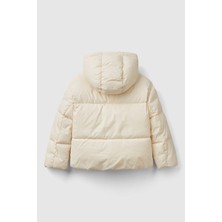 United Colors Of Benetton Regular Fit Kapüşonlu Kısa Kapitone Mont Kız Çocuk Mont 2SJ1CN05D