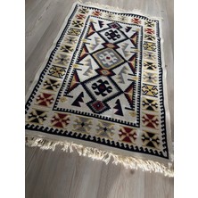 Vicon Kilim Kırmızı ve Beyaz Çift Yönlü Yıkanabilir Yörük Desen