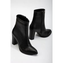 Destina Siyah Cilt Sivri Burunlu Fermuarlı Kalın Topuklu Bot