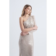 HOX'S Tiffany | Payetli Tek Kol Maxi Balık Abiye Elbise Asimetrik Yaka - Bej