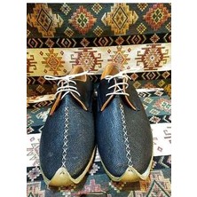 Osmanlı Yemeni Dünyası Yemeni (Çarık) Bağcıklı Erkek Model, Deri Yemeni, Siyah Renk.