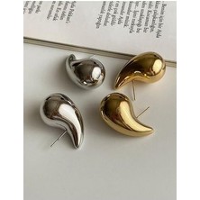 Bottega Gözyaşı Gümüş Damla Küpe