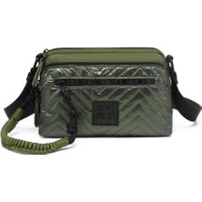 Smart Bags Parlak Kumaş Çapraz Askılı Kadın Postacı Çantası 3249