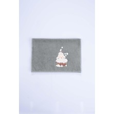 Boumini Kuzu Nakışlı Pamuk Bebek Havlusu (50X100 Cm) Haki