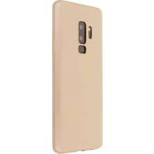 Samsung Galaxy S9 Plus Için Uyumlu Kılıf Yumuaşk Renkli Esnek Premium Rubber Silikon - Gold