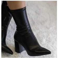 Cilt Sivri Burun Kalın Topuklu Streç Bot