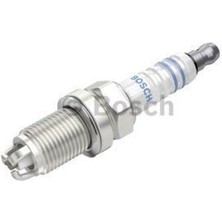 Bosch 0241235752 Ateşleme Bujisi F7LTCR Uc Tırnak A3 A4 A6 Cordoba Golf Iıı Bora Octavia Felicia Fabia 1.6 1.8 2.1 101000033AA