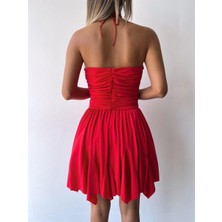 Drape Detaylı Boyundan Bağlamalı Etek Ucu Asimetrik Kesim Mini Elbise