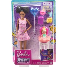 Barbie FHY97 Barbie Bebek Bakıcısı Bebeği ve Aksesuarları Oyun Seti