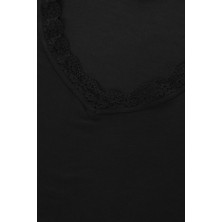 Kadın Viskon Yumuşak Dokulu Kısa Kollu Dantel Detaylı Pijama Takım