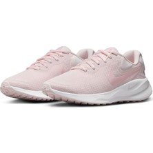 Nike Revolutıon 7 Kadın  Koşu Ayakkabısı