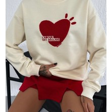 Amor Man Özel Tasarım Bisiklet Yaka Kırmızı Kalp L'amour Baskılı Şardonlu Kışlık Oversize Şık Kadın Sweatshırt