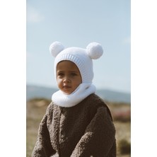 Dery Baby Beyaz Örgü Bere Boyunluk Kış İçin Rahat ve Şık Çocuk Aksesuarı