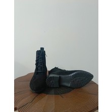 Bağcıklısüetkadınbotu