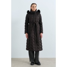 Nihan Kapşonlu Kaz Tüyü Mont  Siyah