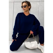 Kadın Basic Trend Model Bisiklet Yaka Eşofman Takımı