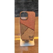 Iphone 15 Uyumlu Taşlı Kurdele Figürlü Karbon Kılıf Darbe Korumalı Kapak