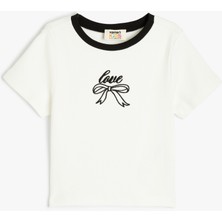 Koton Nakış Detaylı Bisiklet Yaka Kısa Kollu Pamuklu Tişört