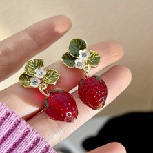 Kulak Iğnesi Paslanmaz Çelik Asya - Kore Esintili Pinterest Model Zarif-Tatlı Çilek Küpe
