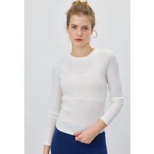 Kadın Beyaz Renk Basic Uzun Kollu T-Shirt