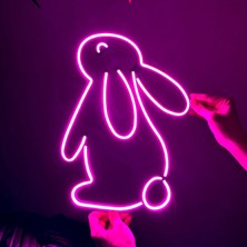 Tavşan Modern Metal Üzerine Neon LED Duvar Tabelası - Rabbit 2, Çocuk Odası Hediyesi, Ev Hediyesi, Veteriner Kliniği Hediyelik 28 cm (En) x 37.5 cm (Boy)