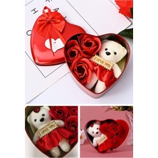 Home Dekor Hediye Metal Kalp Kutuda 3 Yapay Gül Ve mini Ayıcık Sevgiliye Hediye Mini Ayıcık ve 3 Yapay Gül Hediye Kutusu