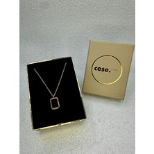 Celeste Shine Dikdörtgen Model Doğal Taşlı (Oniks) Altın Sarı (Gold) Paslanmaz Çelik Kolye