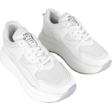 Zerenyus Triko Detaylı Kalın Taban Rahat Kalıp Bağcıklı Kadın Beyaz Sneaker