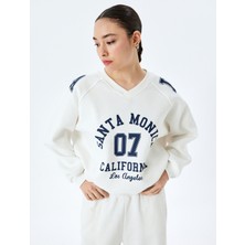 Koton Kolej Baskılı Uzun Kollu Oversize V Yaka Sweatshirt