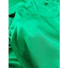 Saten Viskon Yeşil Renkte (En 140 cm x Boy 215 Cm)