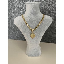 Asteria Jewelry Çağla Şikel Ema Model  Zirkon Taşlı Kalp Charm Kolye