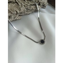 Luna Jewelry Kadın Gümüş Renk Roma Rakamlı Siyah Taşlı Italyan 316 L Çelik Zincir Kolye