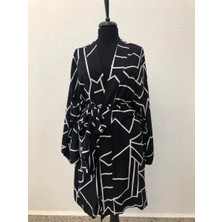 Beyaz Çigili Siyah Kısa Kimono