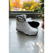 Fitbas 440243 468 Kadın Beyaz Büyük Numara Kadın Spor Bot